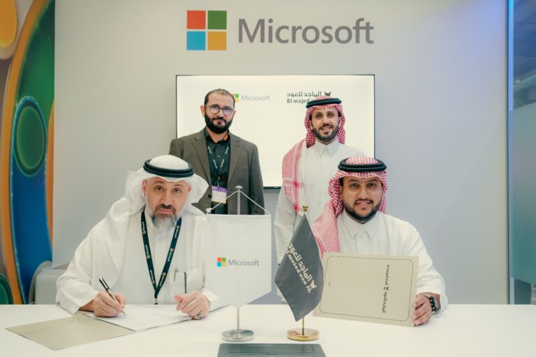 «الماجد للعود» توقع اتفاقية استراتيجية مع «مايكروسوفت» لتعزيز وتطوير قدراتها الرقمية والتقنية