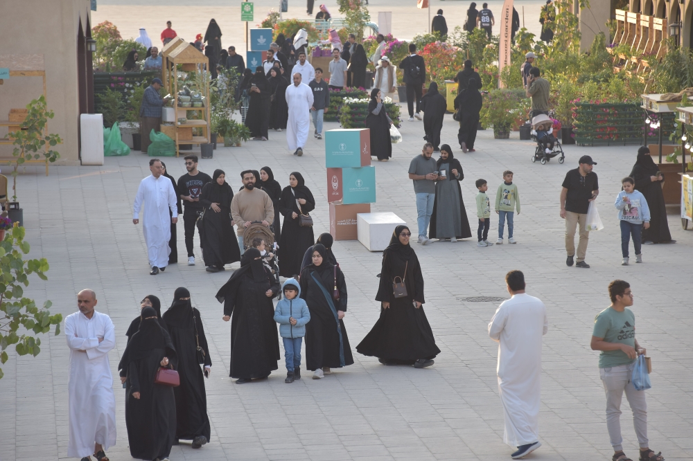 فيديو|-مبادرات-لتشجيع-المنتجات-المحلية-في-سوق-المزارعين-بالقطيف