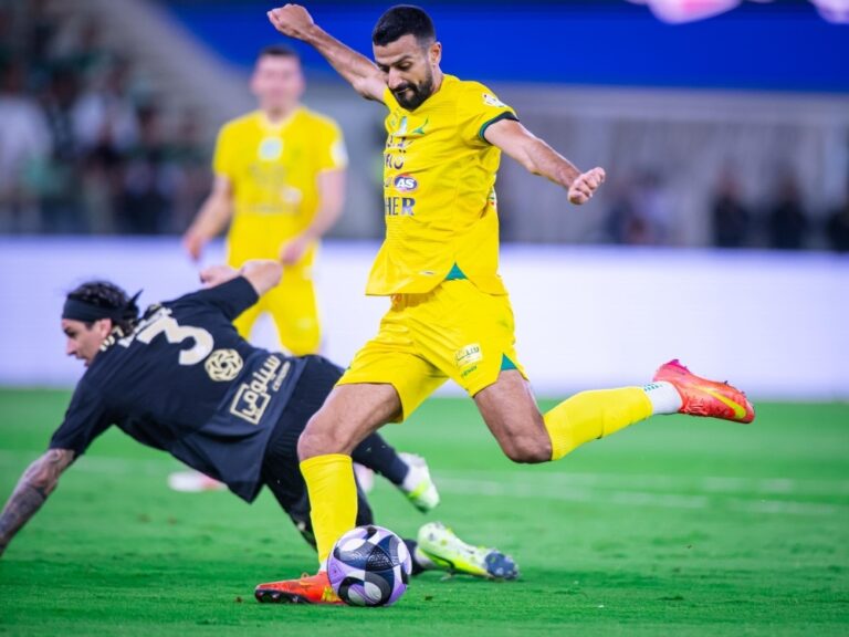 قاهر-الهلال-واﻷهلي-هدف-القادسية